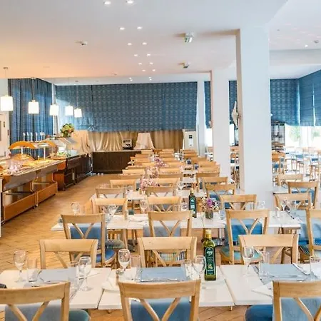 Lobelia Park Annex Hotel
